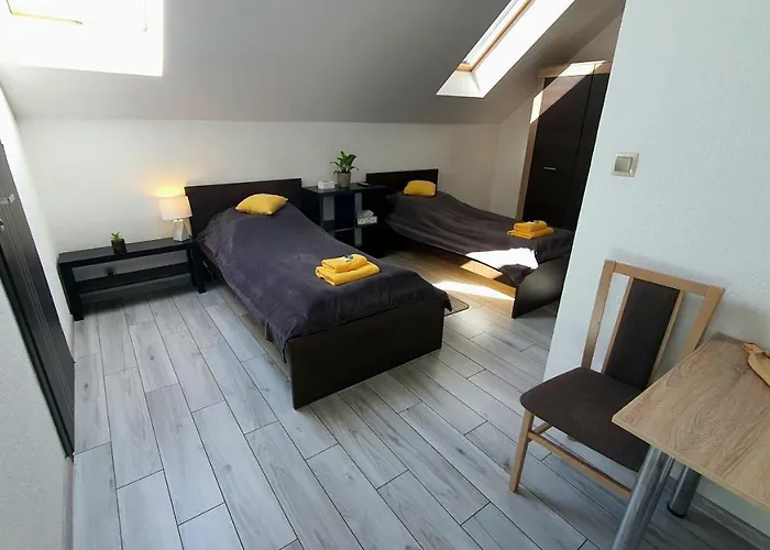 Akacjowa Villa106 Appartement Nedza